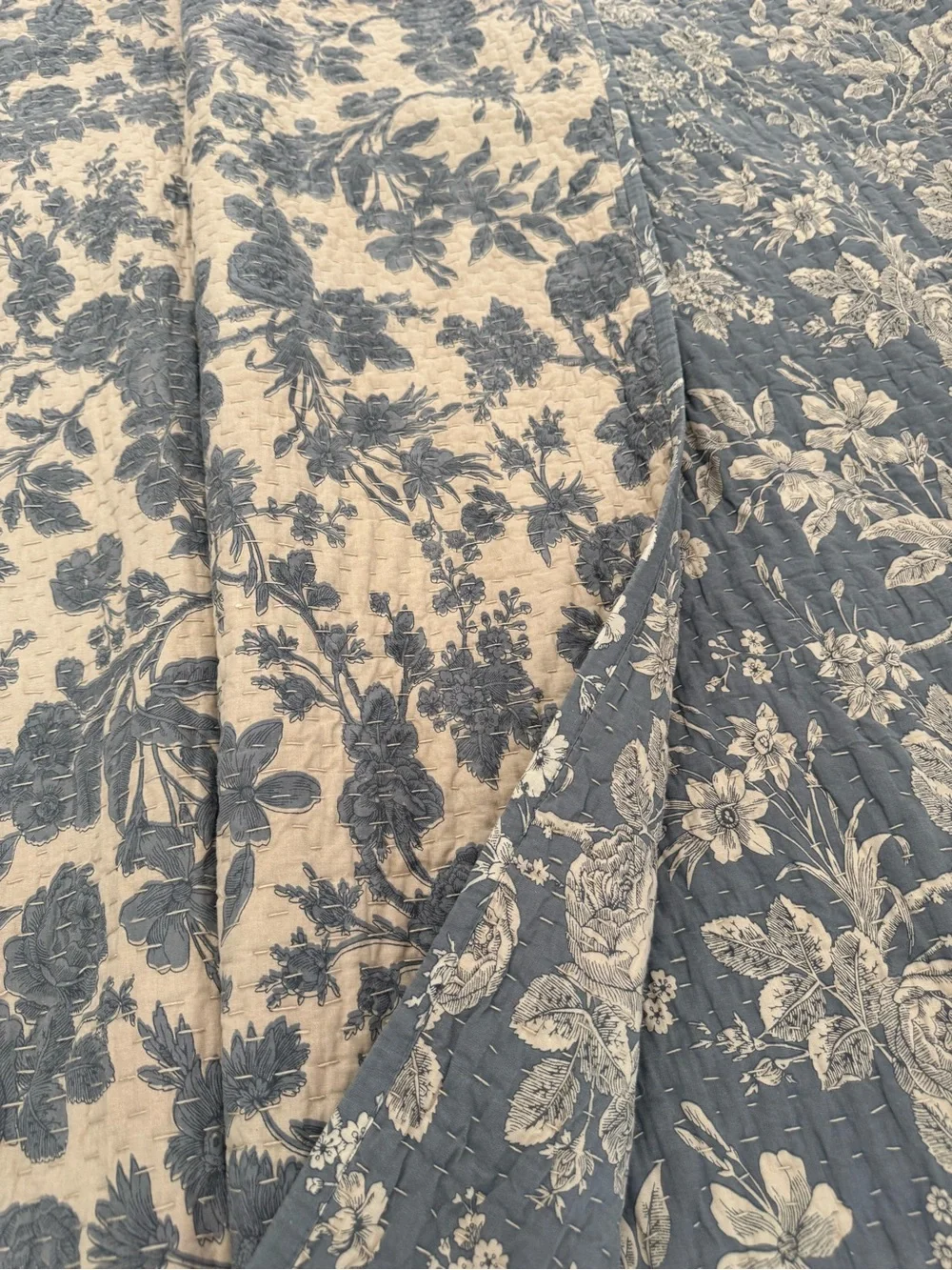 Pottery Barn Adele Reversible Quilt Blue Multi King | Like New